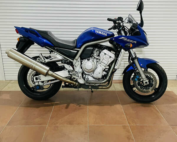 Синий Ямаха FZ1 Fazer, объемом двигателя 1 л и пробегом 18 тыс. км за 5500 $, фото 38 на Automoto.ua