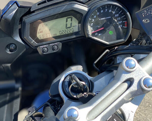 Синий Ямаха FZ1 Fazer, объемом двигателя 1 л и пробегом 22 тыс. км за 6400 $, фото 1 на Automoto.ua