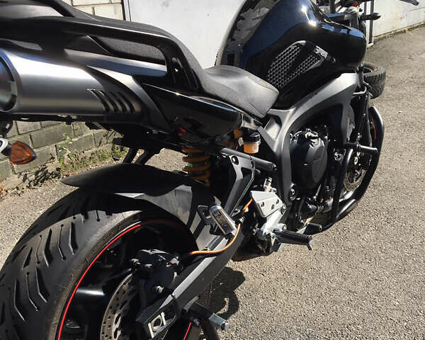 Черный Ямаха FZ6, объемом двигателя 0.6 л и пробегом 34 тыс. км за 5500 $, фото 3 на Automoto.ua