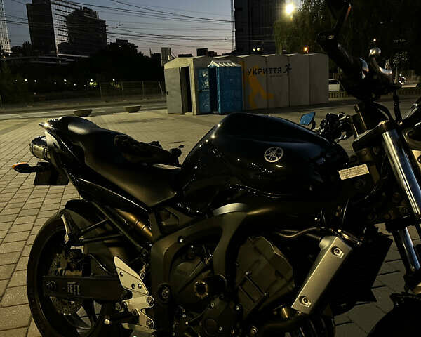 Черный Ямаха FZ6, объемом двигателя 0.6 л и пробегом 55 тыс. км за 4000 $, фото 1 на Automoto.ua