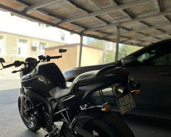 Черный Ямаха FZ6, объемом двигателя 0.6 л и пробегом 55 тыс. км за 4000 $, фото 6 на Automoto.ua