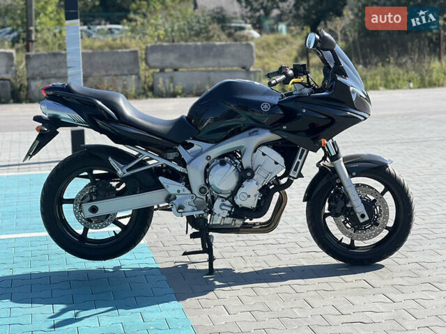 Черный Ямаха FZ6, объемом двигателя 0.6 л и пробегом 21 тыс. км за 5000 $, фото 6 на Automoto.ua