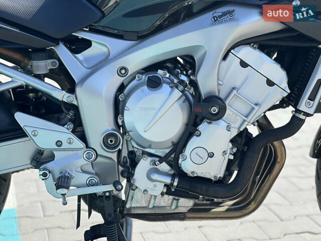 Черный Ямаха FZ6, объемом двигателя 0.6 л и пробегом 21 тыс. км за 5000 $, фото 17 на Automoto.ua