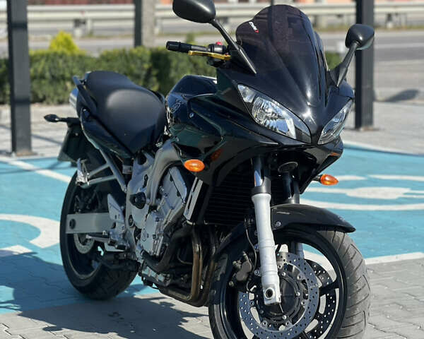 Черный Ямаха FZ6, объемом двигателя 0.6 л и пробегом 21 тыс. км за 5000 $, фото 2 на Automoto.ua