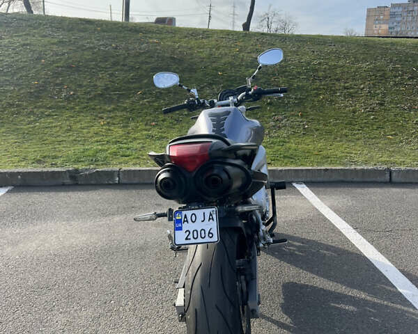 Серый Ямаха FZ6, объемом двигателя 0.6 л и пробегом 35 тыс. км за 5300 $, фото 3 на Automoto.ua