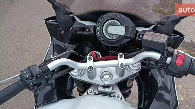 Серый Ямаха FZ6, объемом двигателя 0 л и пробегом 34 тыс. км за 4200 $, фото 25 на Automoto.ua