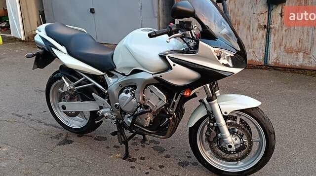 Серый Ямаха FZ6, объемом двигателя 0 л и пробегом 34 тыс. км за 4200 $, фото 13 на Automoto.ua