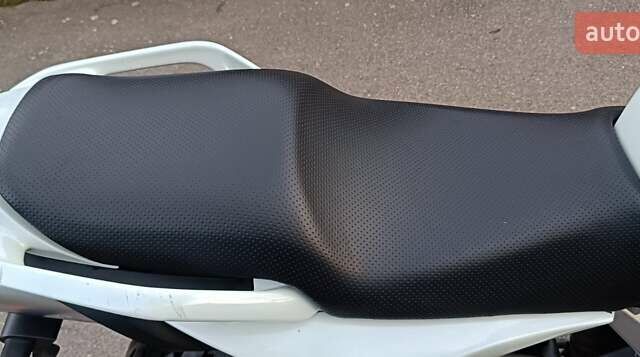 Серый Ямаха FZ6, объемом двигателя 0 л и пробегом 34 тыс. км за 4200 $, фото 27 на Automoto.ua