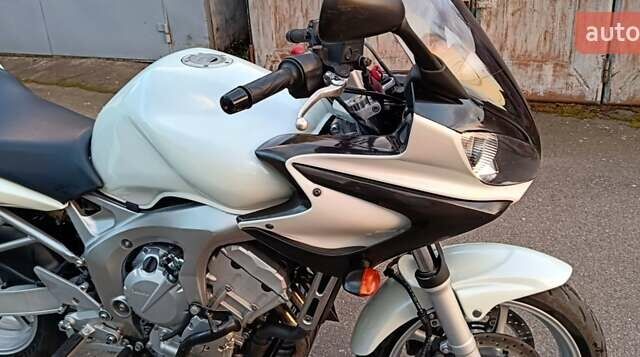 Сірий Ямаха FZ6, об'ємом двигуна 0.6 л та пробігом 37 тис. км за 4000 $, фото 14 на Automoto.ua