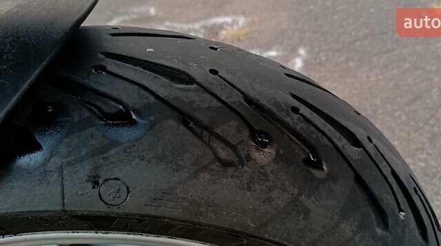 Сірий Ямаха FZ6, об'ємом двигуна 0.6 л та пробігом 37 тис. км за 4000 $, фото 24 на Automoto.ua