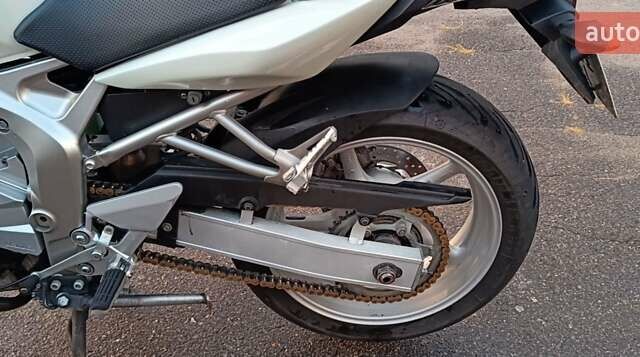 Сірий Ямаха FZ6, об'ємом двигуна 0.6 л та пробігом 37 тис. км за 4000 $, фото 25 на Automoto.ua