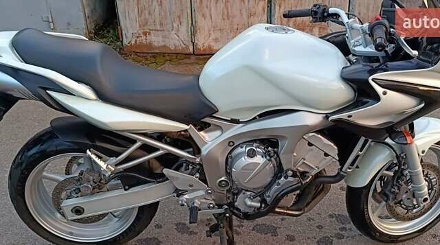 Сірий Ямаха FZ6, об'ємом двигуна 0.6 л та пробігом 37 тис. км за 4000 $, фото 15 на Automoto.ua