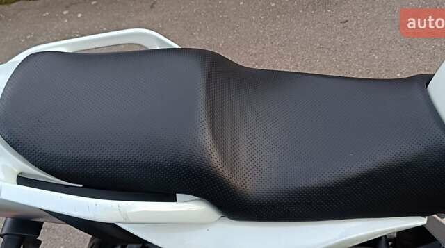 Сірий Ямаха FZ6, об'ємом двигуна 0.6 л та пробігом 37 тис. км за 4000 $, фото 1 на Automoto.ua