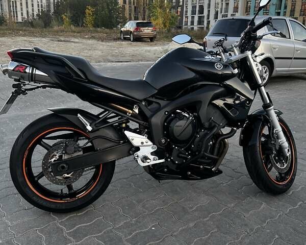 Черный Ямаха FZ6 Fazer, объемом двигателя 0 л и пробегом 30 тыс. км за 5000 $, фото 3 на Automoto.ua