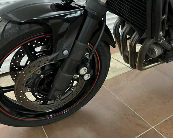 Черный Ямаха FZ6 Fazer, объемом двигателя 0.6 л и пробегом 34 тыс. км за 5800 $, фото 14 на Automoto.ua
