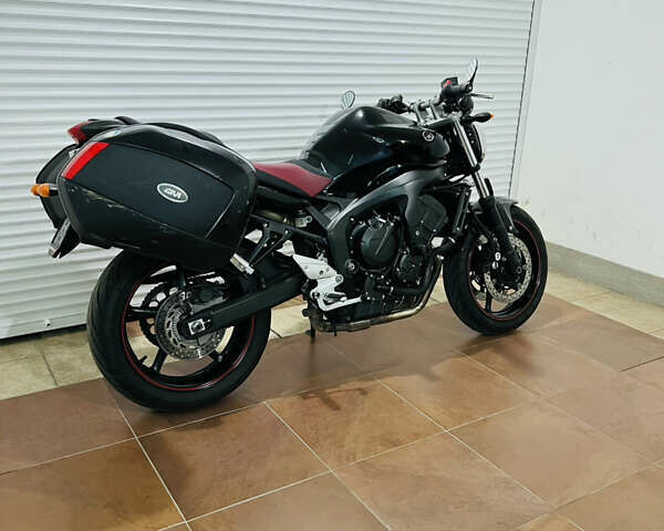 Черный Ямаха FZ6 Fazer, объемом двигателя 0.6 л и пробегом 34 тыс. км за 5800 $, фото 7 на Automoto.ua