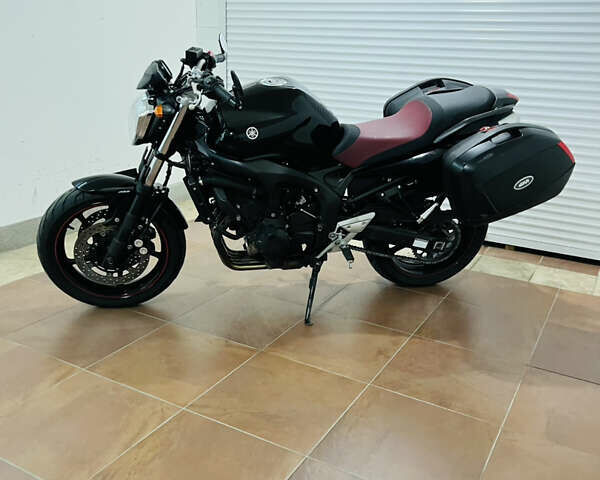 Черный Ямаха FZ6 Fazer, объемом двигателя 0.6 л и пробегом 34 тыс. км за 5800 $, фото 12 на Automoto.ua