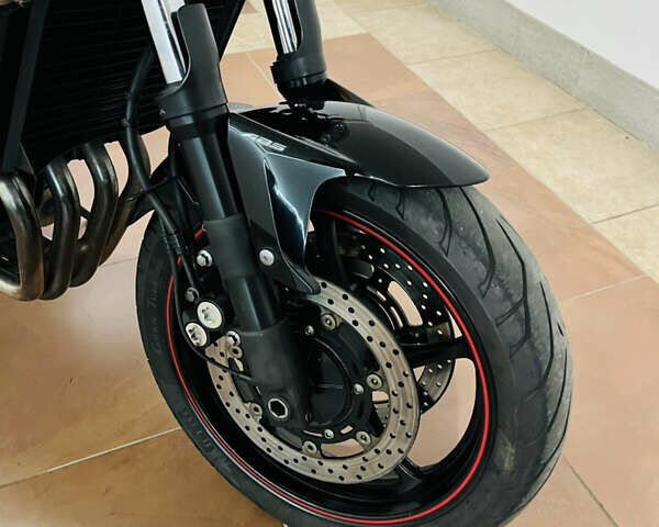 Черный Ямаха FZ6 Fazer, объемом двигателя 0.6 л и пробегом 34 тыс. км за 5800 $, фото 2 на Automoto.ua