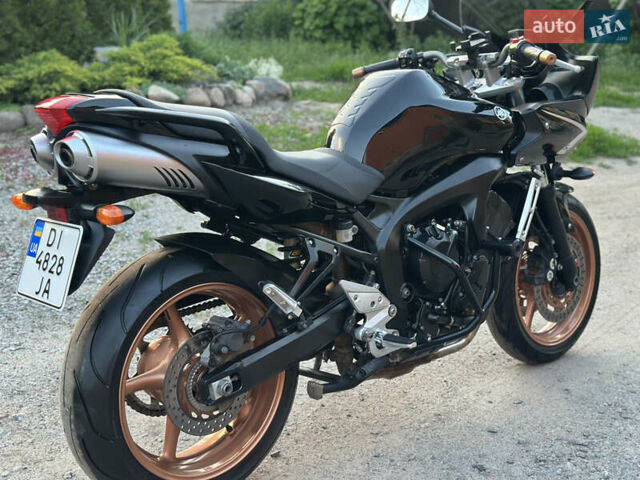 Черный Ямаха FZ6 Fazer, объемом двигателя 0.6 л и пробегом 36 тыс. км за 5500 $, фото 5 на Automoto.ua