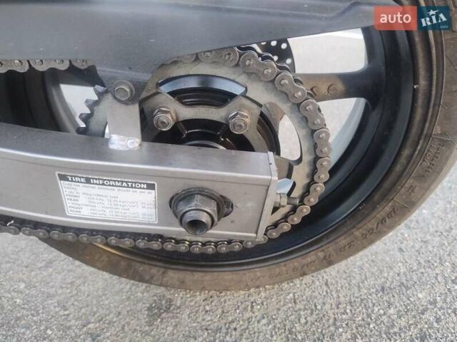 Черный Ямаха FZ6 Fazer, объемом двигателя 0.6 л и пробегом 48 тыс. км за 4800 $, фото 10 на Automoto.ua