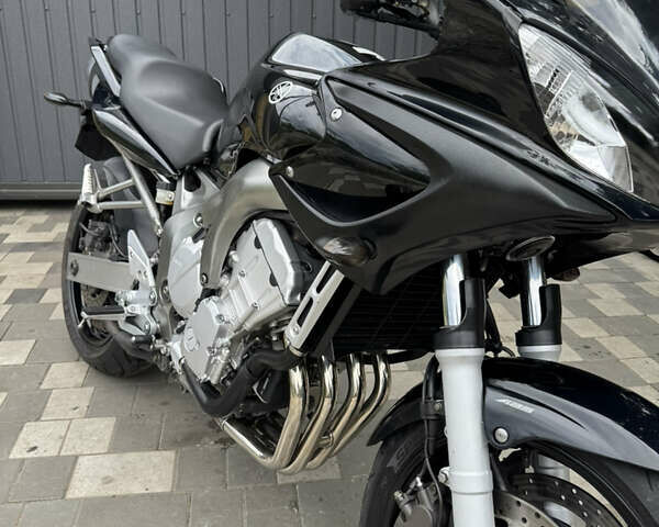 Черный Ямаха FZ6 Fazer, объемом двигателя 0.05 л и пробегом 43 тыс. км за 5300 $, фото 2 на Automoto.ua