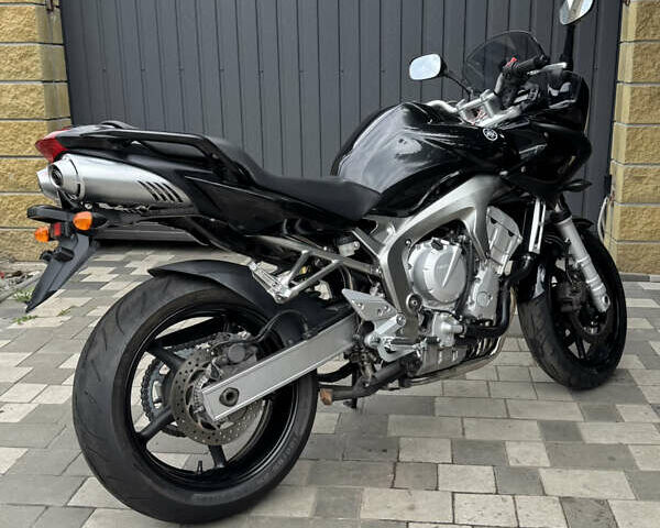 Черный Ямаха FZ6 Fazer, объемом двигателя 0.05 л и пробегом 43 тыс. км за 5300 $, фото 5 на Automoto.ua