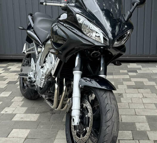 Черный Ямаха FZ6 Fazer, объемом двигателя 0.05 л и пробегом 43 тыс. км за 5300 $, фото 1 на Automoto.ua