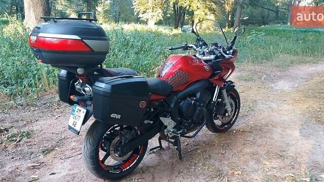 Красный Ямаха FZ6 Fazer, объемом двигателя 0.6 л и пробегом 69 тыс. км за 4700 $, фото 3 на Automoto.ua