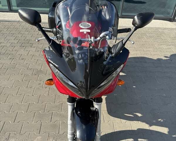 Красный Ямаха FZ6 Fazer, объемом двигателя 0.6 л и пробегом 31 тыс. км за 5499 $, фото 1 на Automoto.ua