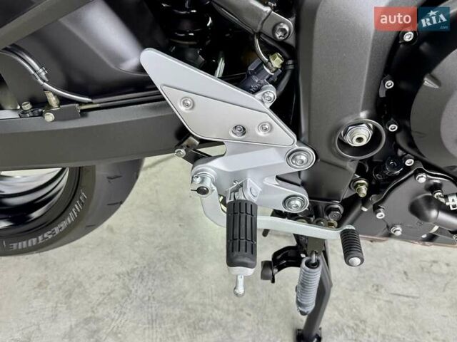 Ямаха FZ6 Fazer, объемом двигателя 0.6 л и пробегом 5 тыс. км за 6299 $, фото 10 на Automoto.ua