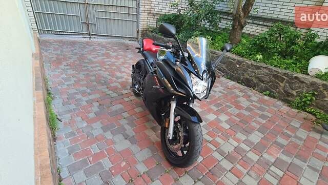 Ямаха FZ6 Fazer, объемом двигателя 0 л и пробегом 23 тыс. км за 4900 $, фото 8 на Automoto.ua