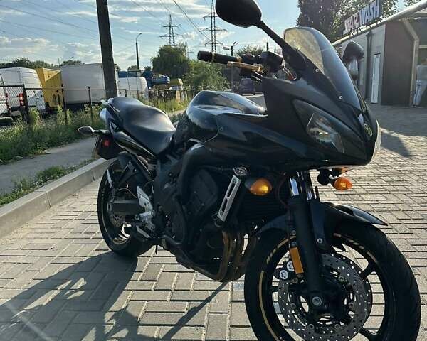Ямаха FZ6 Fazer, объемом двигателя 0.6 л и пробегом 10 тыс. км за 5300 $, фото 4 на Automoto.ua