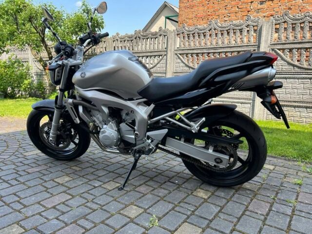 Ямаха FZ6 Fazer, объемом двигателя 0.6 л и пробегом 0 тыс. км за 5300 $, фото 3 на Automoto.ua