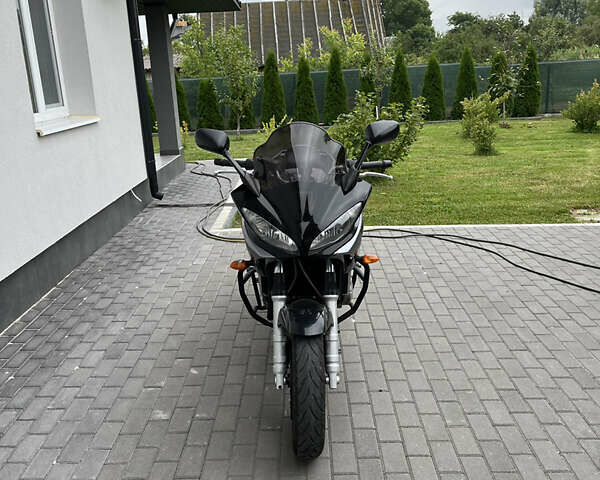 Серый Ямаха FZ6 Fazer, объемом двигателя 0.6 л и пробегом 41 тыс. км за 4700 $, фото 3 на Automoto.ua