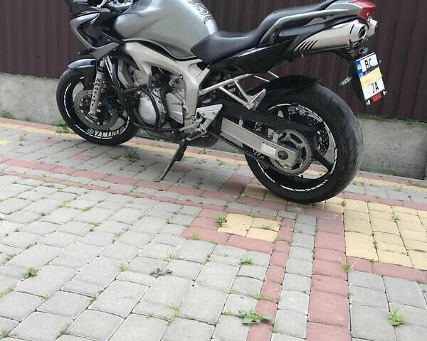 Сірий Ямаха FZ6 Fazer, об'ємом двигуна 0.6 л та пробігом 52 тис. км за 4500 $, фото 10 на Automoto.ua