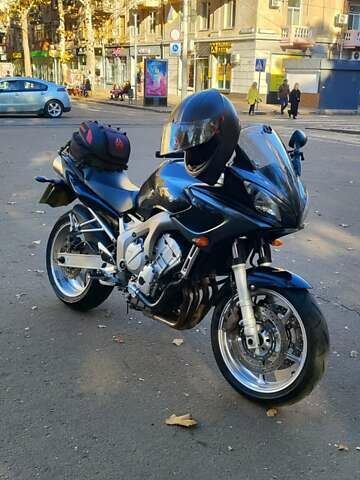 Серый Ямаха FZ6 Fazer, объемом двигателя 0.6 л и пробегом 85 тыс. км за 4000 $, фото 9 на Automoto.ua