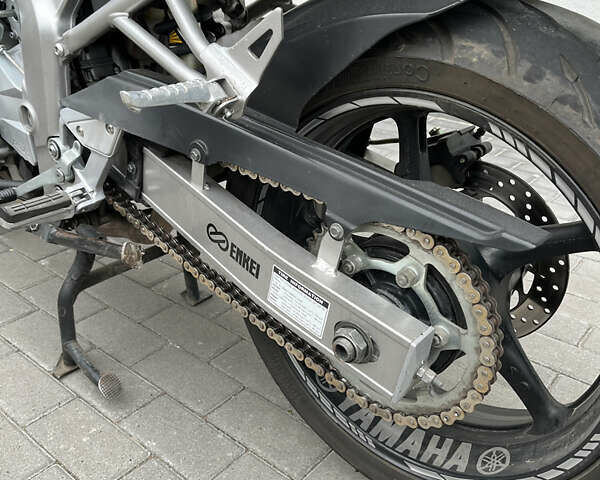 Серый Ямаха FZ6 Fazer, объемом двигателя 0.6 л и пробегом 41 тыс. км за 4700 $, фото 7 на Automoto.ua