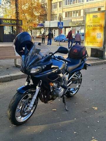 Серый Ямаха FZ6 Fazer, объемом двигателя 0.6 л и пробегом 85 тыс. км за 4000 $, фото 7 на Automoto.ua