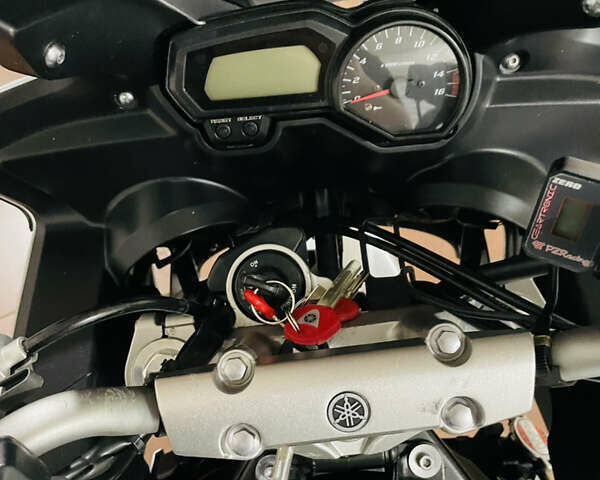 Серый Ямаха FZ6 Fazer, объемом двигателя 0.6 л и пробегом 51 тыс. км за 6300 $, фото 15 на Automoto.ua