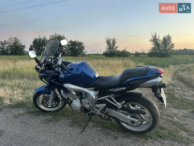 Синій Ямаха FZ6 Fazer, об'ємом двигуна 0.6 л та пробігом 29 тис. км за 4600 $, фото 4 на Automoto.ua
