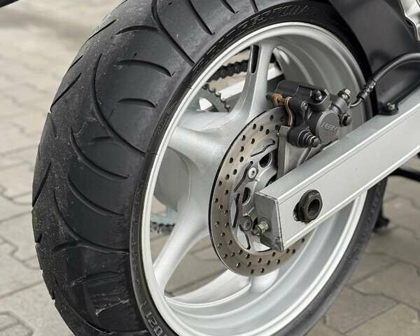 Синий Ямаха FZ6 Fazer, объемом двигателя 0.6 л и пробегом 31 тыс. км за 4999 $, фото 19 на Automoto.ua