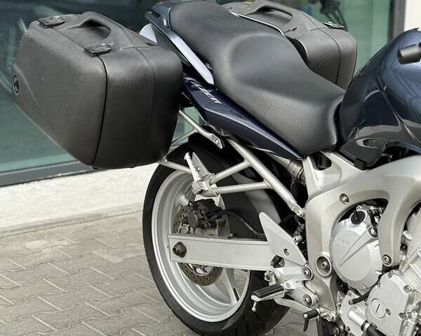 Синий Ямаха FZ6 Fazer, объемом двигателя 0.6 л и пробегом 31 тыс. км за 4599 $, фото 17 на Automoto.ua