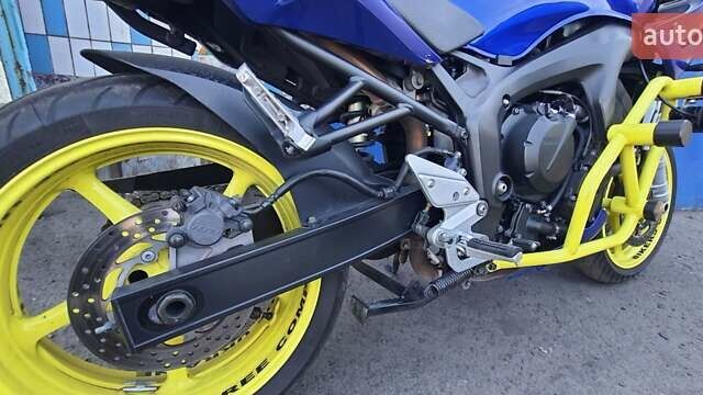 Синий Ямаха FZ6 Fazer, объемом двигателя 0.6 л и пробегом 23 тыс. км за 6500 $, фото 4 на Automoto.ua