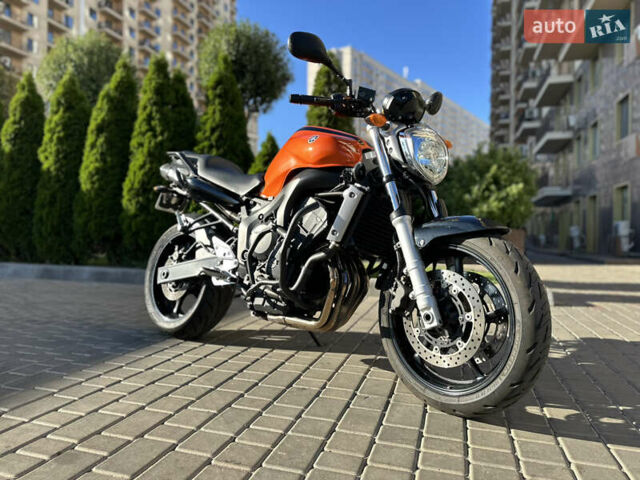 Черный Ямаха FZ6 N, объемом двигателя 0.6 л и пробегом 37 тыс. км за 4800 $, фото 1 на Automoto.ua