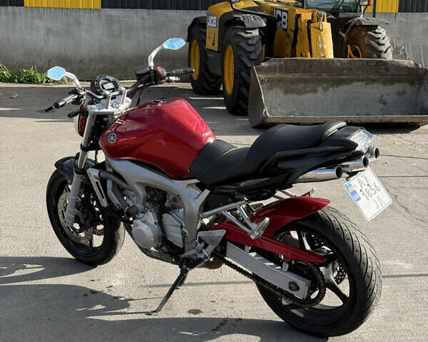 Красный Ямаха FZ6 N, объемом двигателя 0.6 л и пробегом 79 тыс. км за 4400 $, фото 4 на Automoto.ua