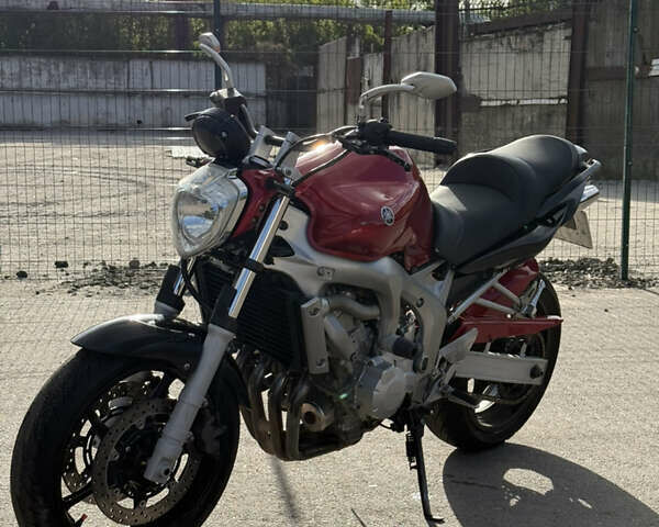 Красный Ямаха FZ6 N, объемом двигателя 0.6 л и пробегом 79 тыс. км за 4400 $, фото 3 на Automoto.ua