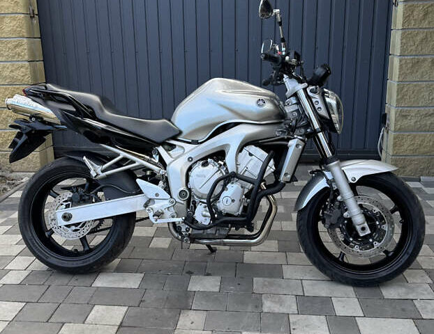 Сірий Ямаха FZ6 N, об'ємом двигуна 0.6 л та пробігом 36 тис. км за 4800 $, фото 2 на Automoto.ua