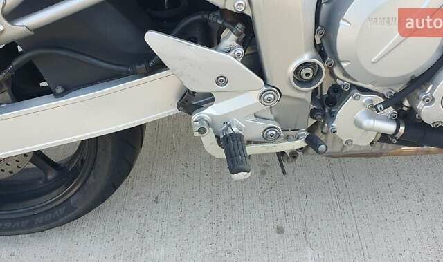 Серый Ямаха FZ6 N, объемом двигателя 0.6 л и пробегом 46 тыс. км за 4600 $, фото 18 на Automoto.ua
