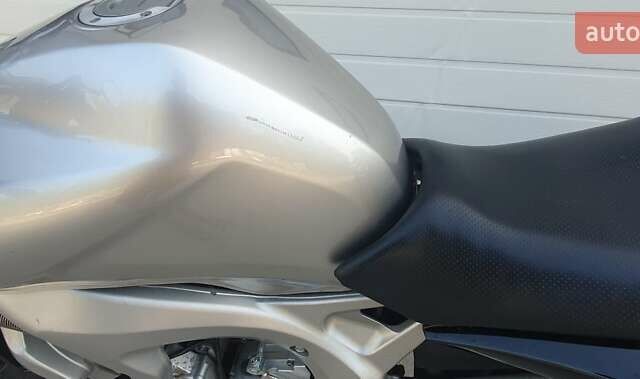 Серый Ямаха FZ6 N, объемом двигателя 0.6 л и пробегом 46 тыс. км за 4600 $, фото 10 на Automoto.ua