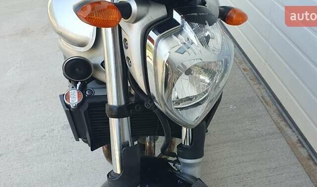 Серый Ямаха FZ6 N, объемом двигателя 0.6 л и пробегом 46 тыс. км за 4600 $, фото 6 на Automoto.ua